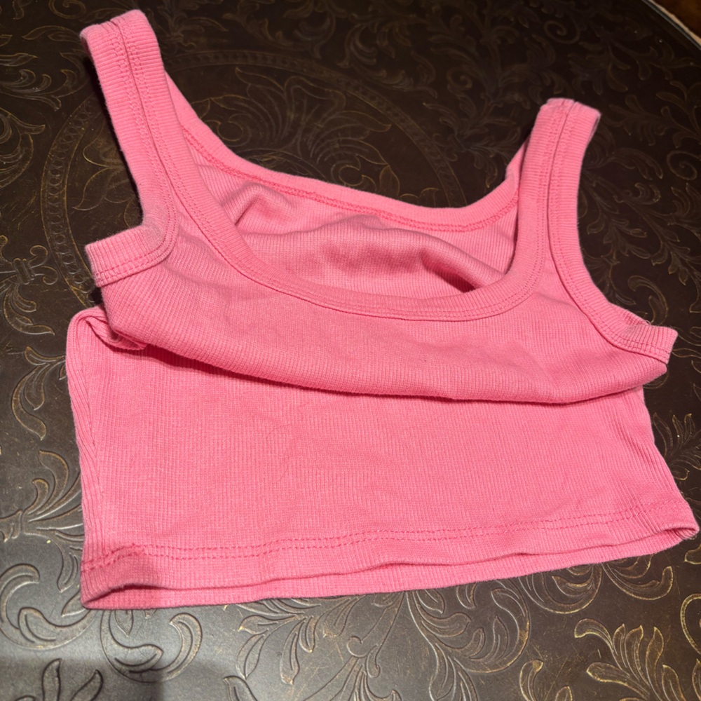 Pink Tank - Picture 2 of 2